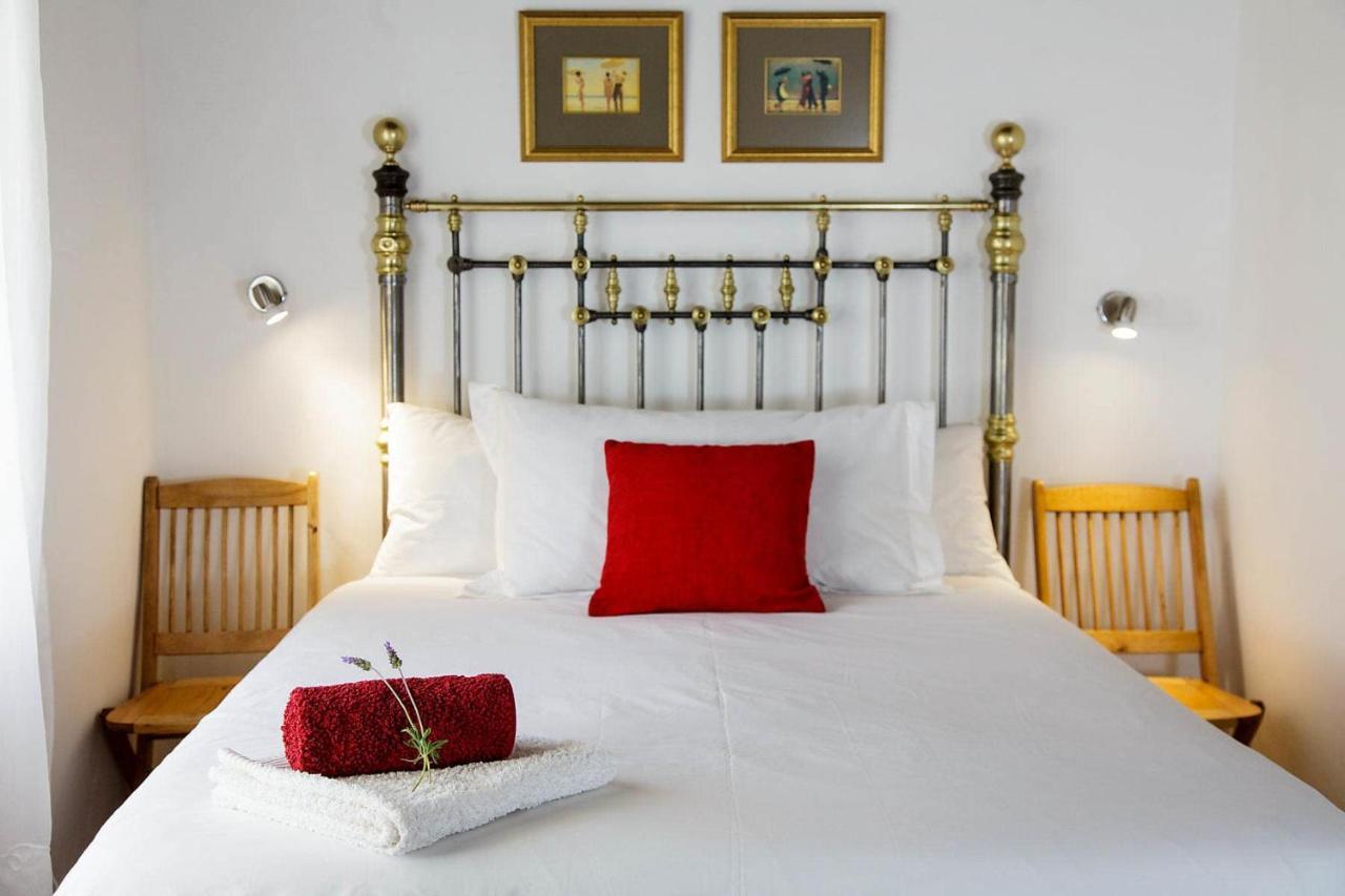 Blue Lily Retreat Bed & Breakfast Matjiesrivier  Exterior photo
