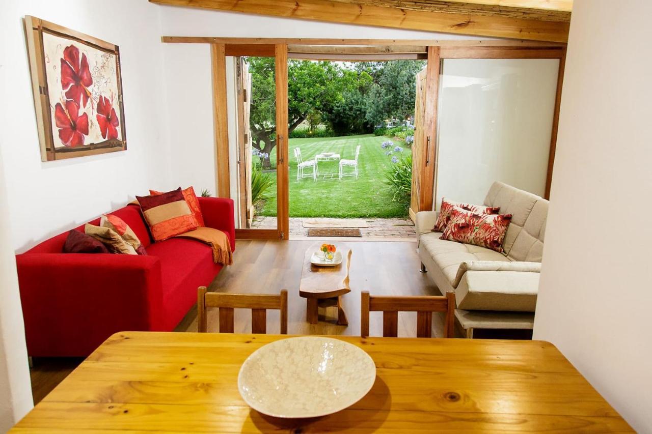 Blue Lily Retreat Bed & Breakfast Matjiesrivier  Exterior photo